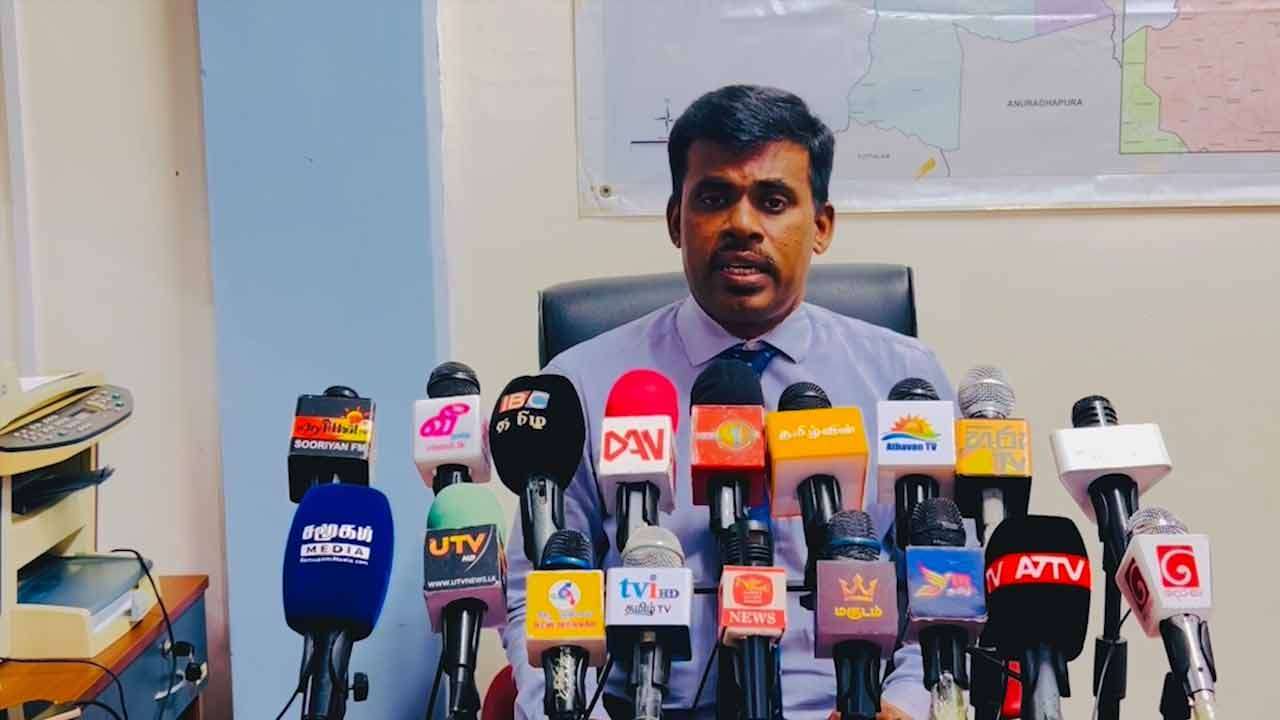 மக்கள் விழிப்புடன், அவதானத்துடனும் இருக்க வேண்டும்!