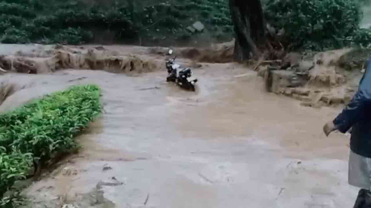 அப்பா அப்பா போகாதீங்க...