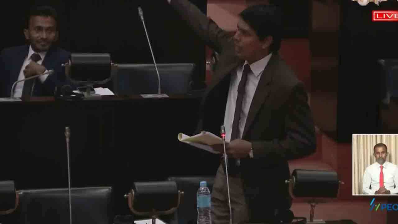 பாராளுமன்றில் சாப்பாடு இல்லை - சபையில் குழம்பிய அர்ச்சுனா!