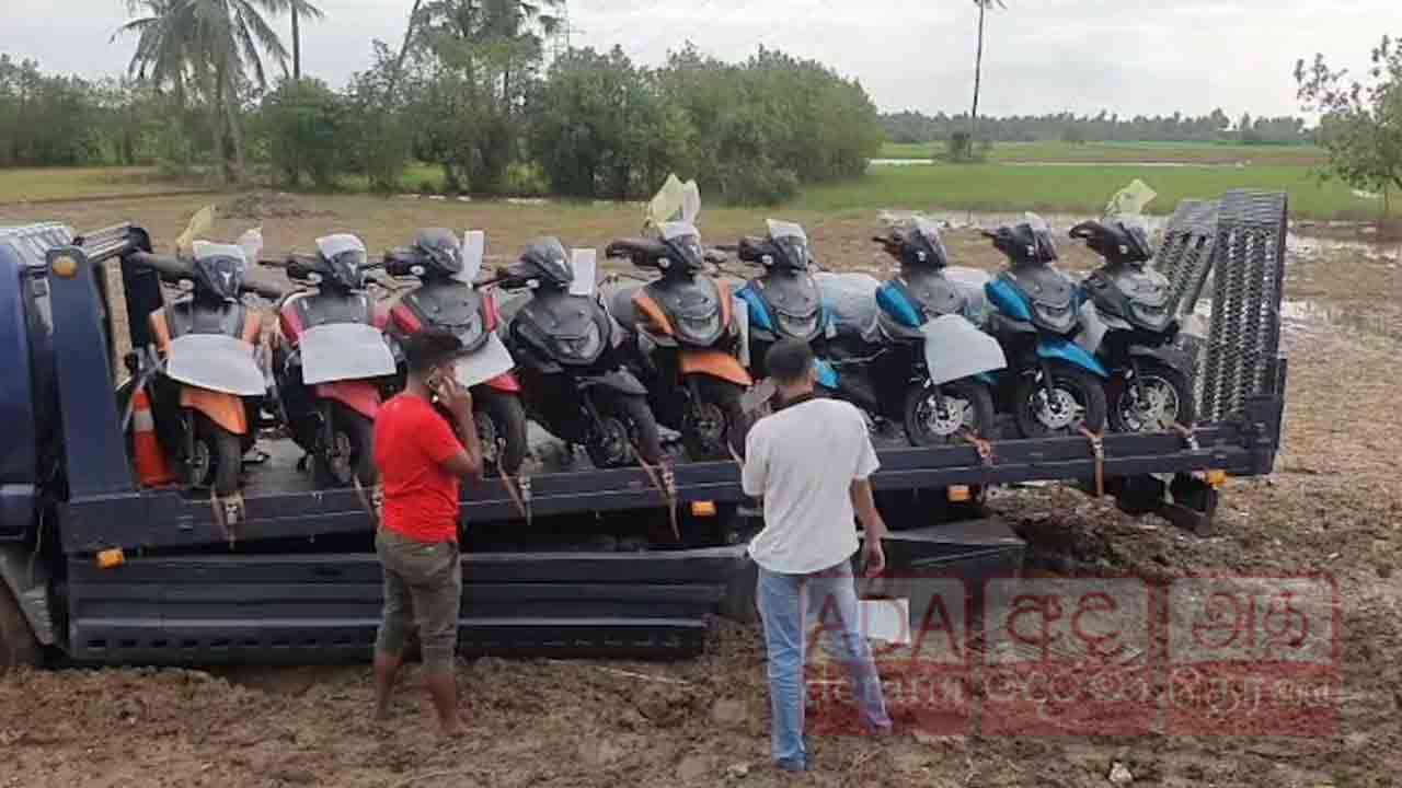 கனரக வாகன காவு வண்டி சிறுபிட்டியில் விபத்து!