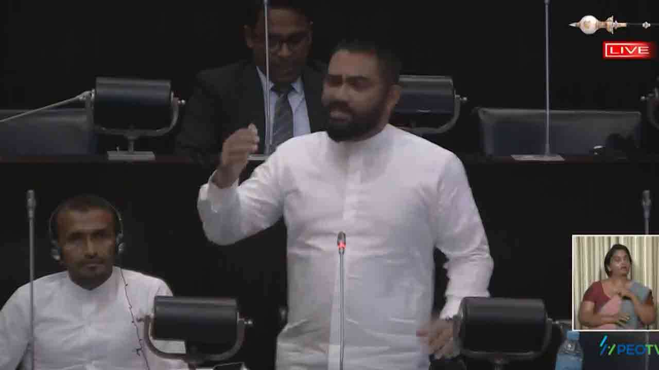 எந்த கட்சியும் செய்யாத அரசியலை இந்த அரசாங்கம் செய்கிறது!