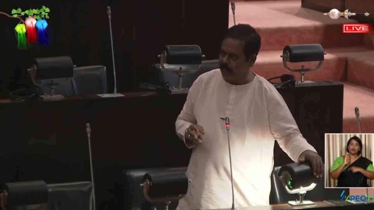 அரசாங்கம் செய்வது சரியா?