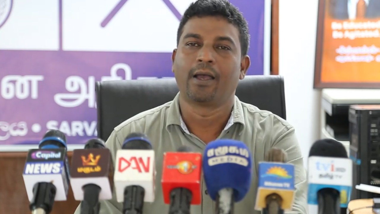 சுதந்திர தினத்தை நாம் கொண்டாட வேண்டும்