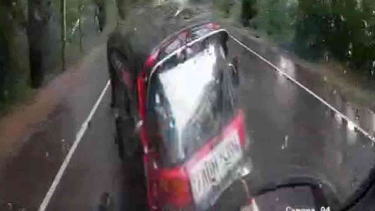 இன்று பிற்பகல் கோர விபத்து