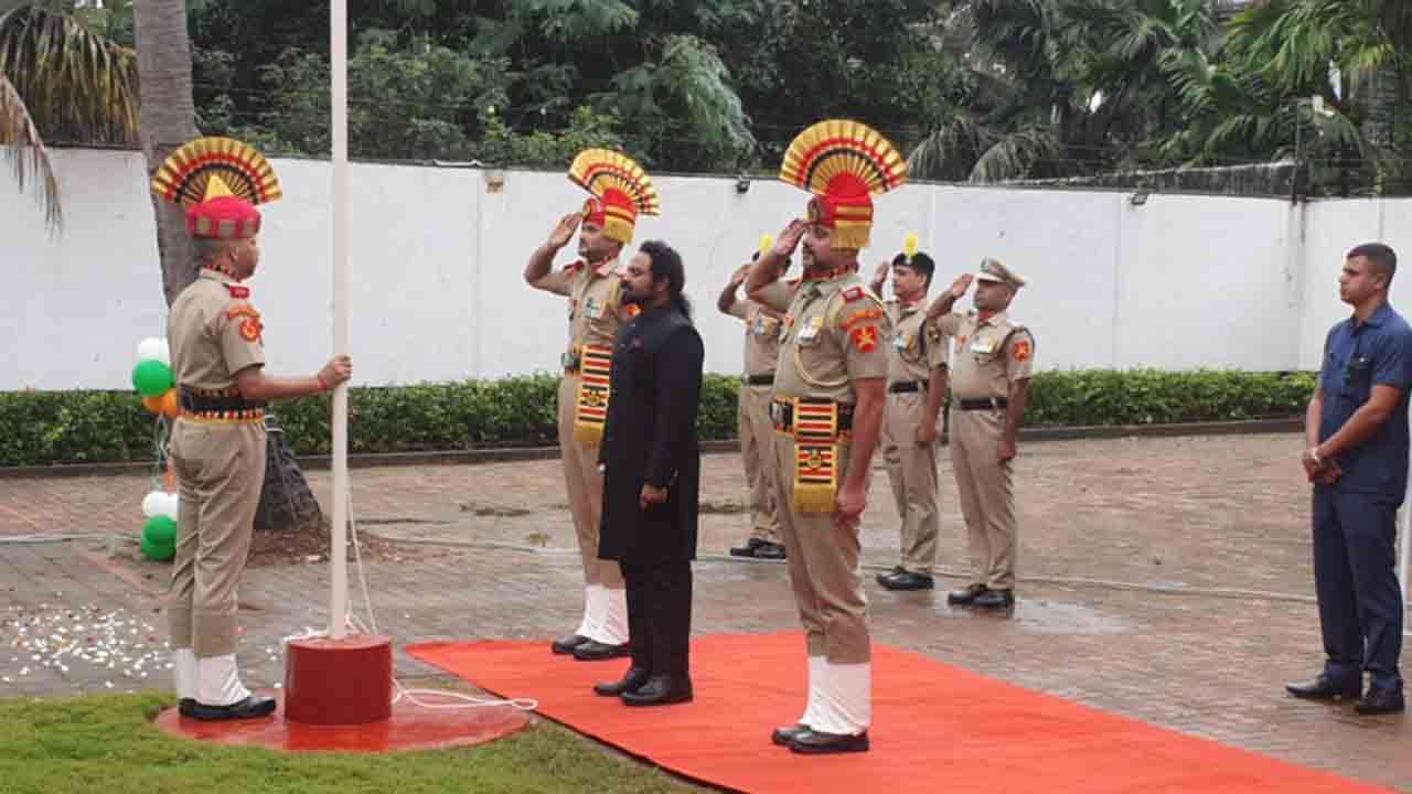 யாழ். இந்திய துணைத் தூதரகத்தில் இடம்பெற்ற 77 ஆவது குடியரசு தினம்!