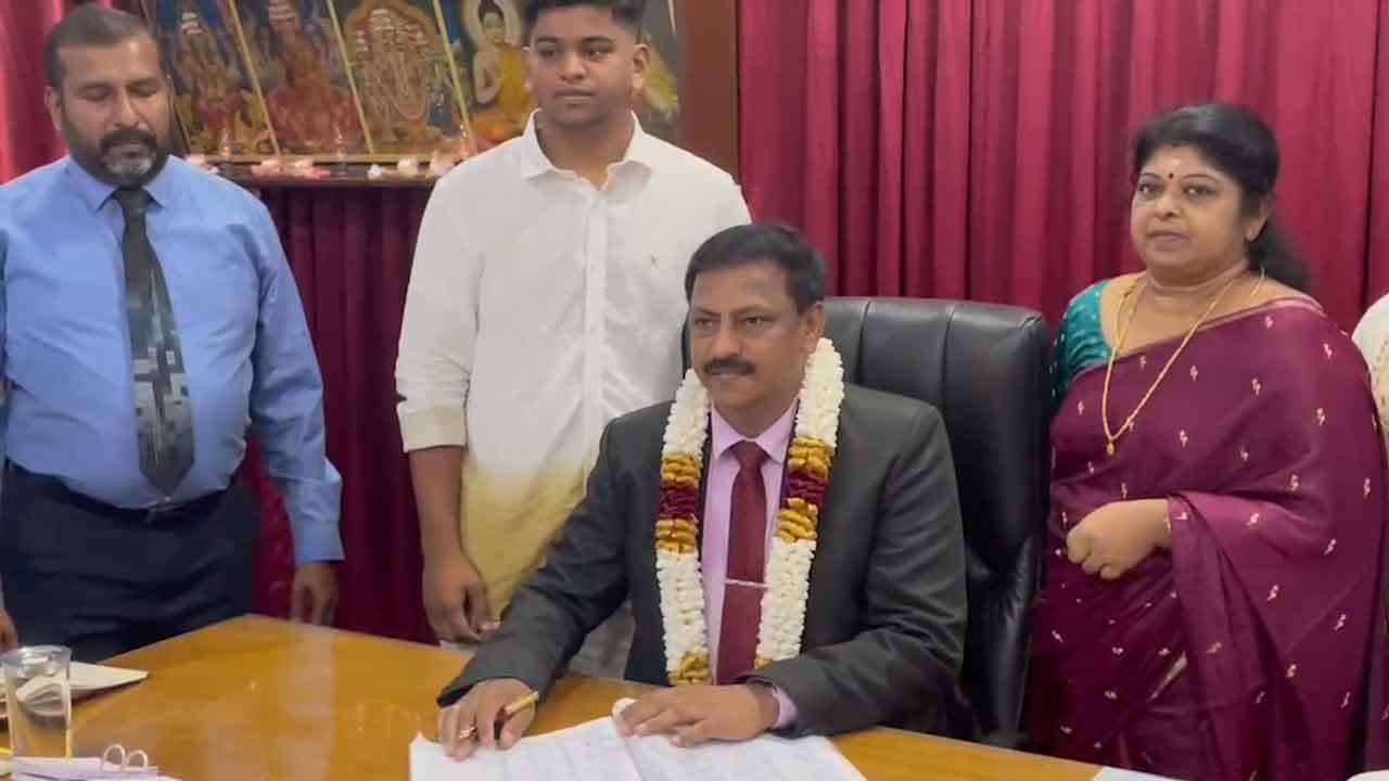 யாழ். மாவட்ட அரச அதிபரின் பொறுப்பேற்பு!