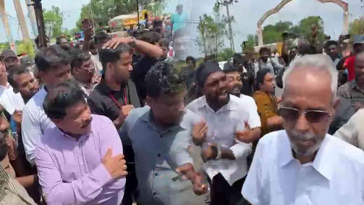 விரட்டியடிக்கப்பட்ட கடற்றொழில் அமைச்சர்