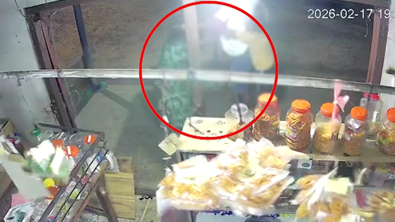 ஆசிரியை மீது சரமாரித் தாக்குதல்!