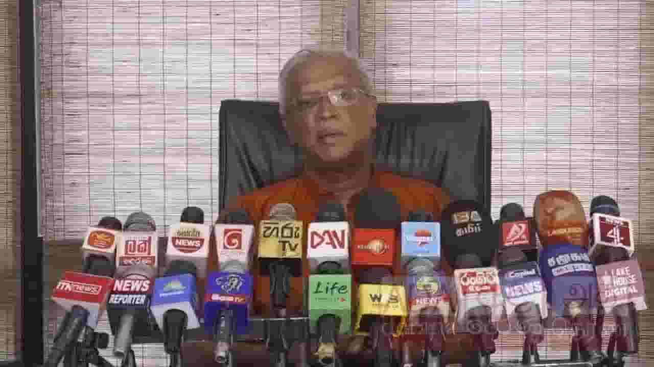அமைச்சரவை பேச்சாளர் குறிப்பிடுவது முறையற்றது!