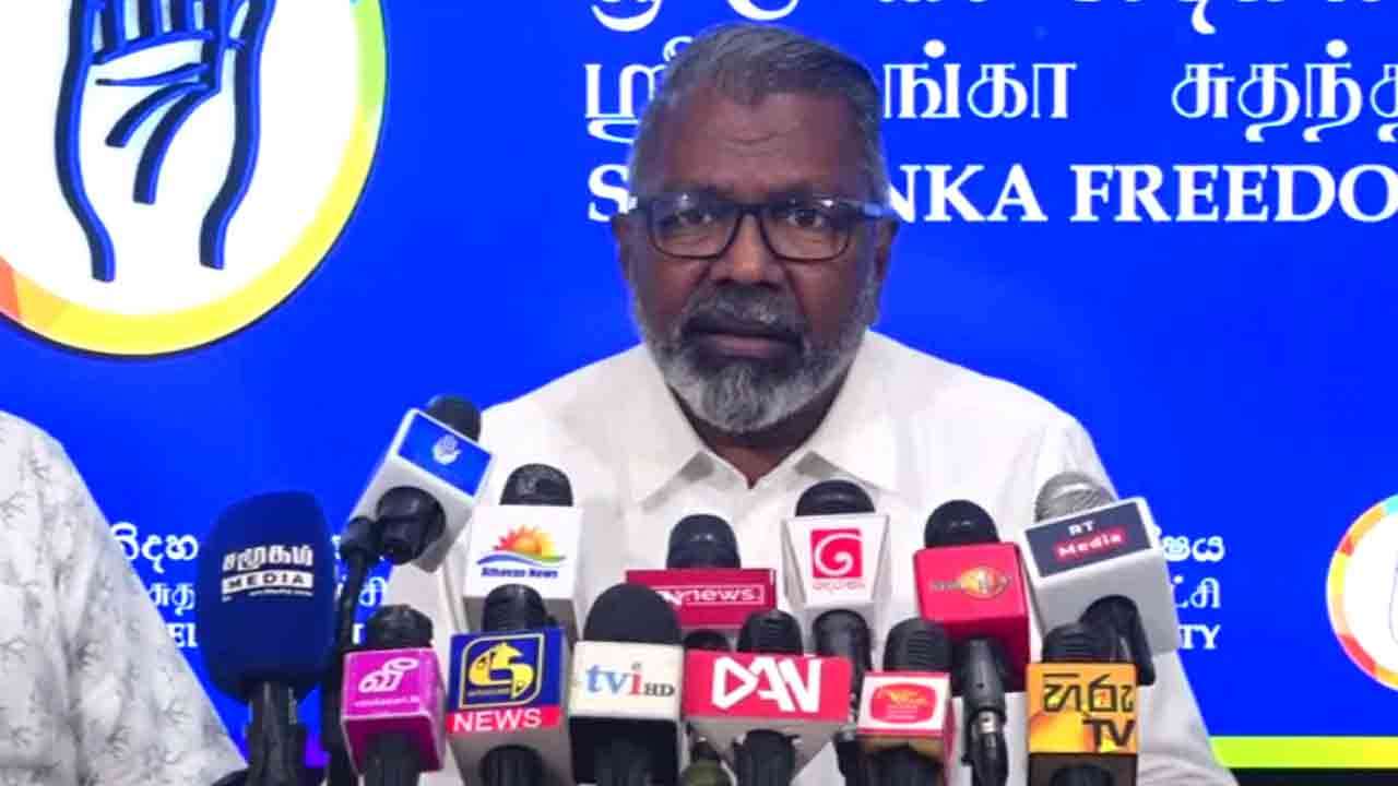 டக்ளஸ் தேவானந்தாவிற்கு அனைத்து பாதுகாப்பையும் அரசு வழங்க வேண்டும்!