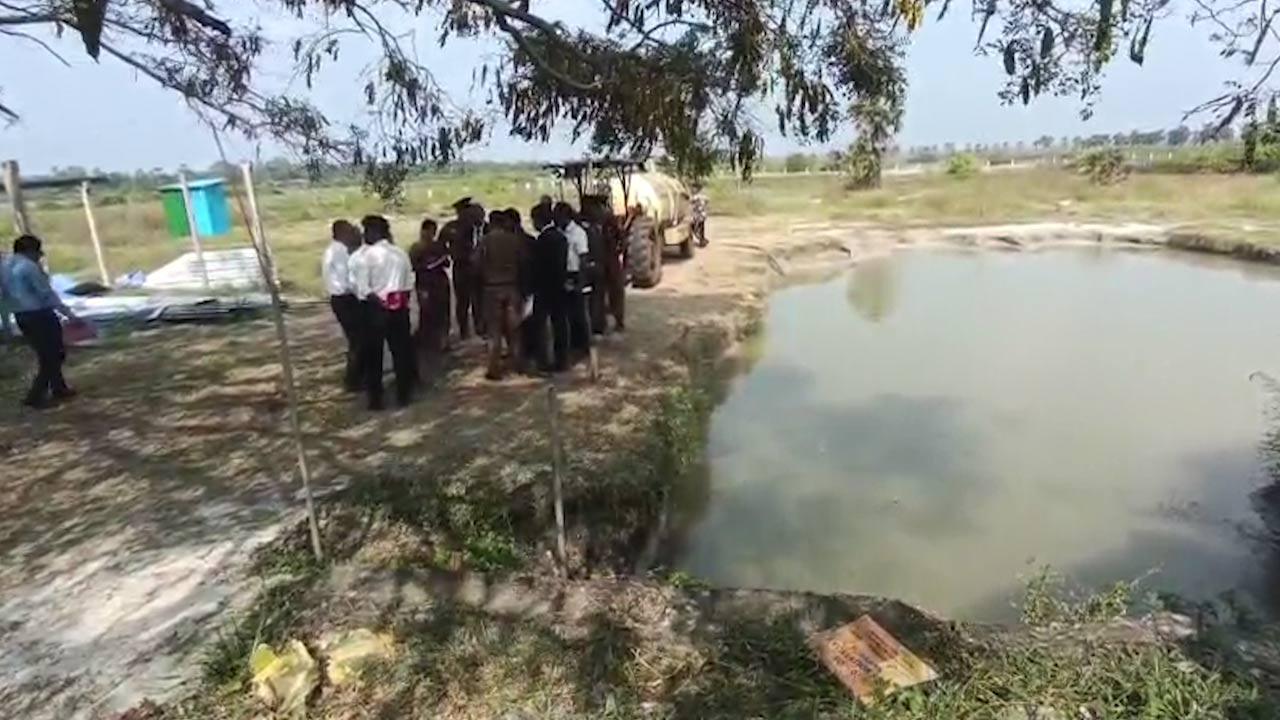 செம்மணியில் வெள்ளநீரை வெளியேற்றும் நடவடிக்கை!