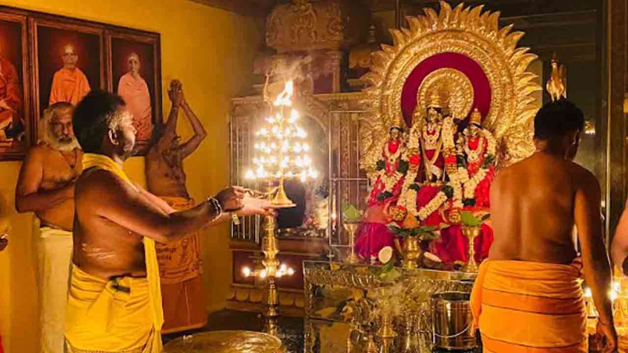 ஆலயங்களில் குமராலய தீபம்!