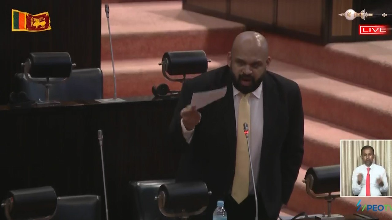 தமிழ் மக்களுக்கு ஏமாற்றத்தை மட்டுமே வழங்கி வருகிறார்கள்!