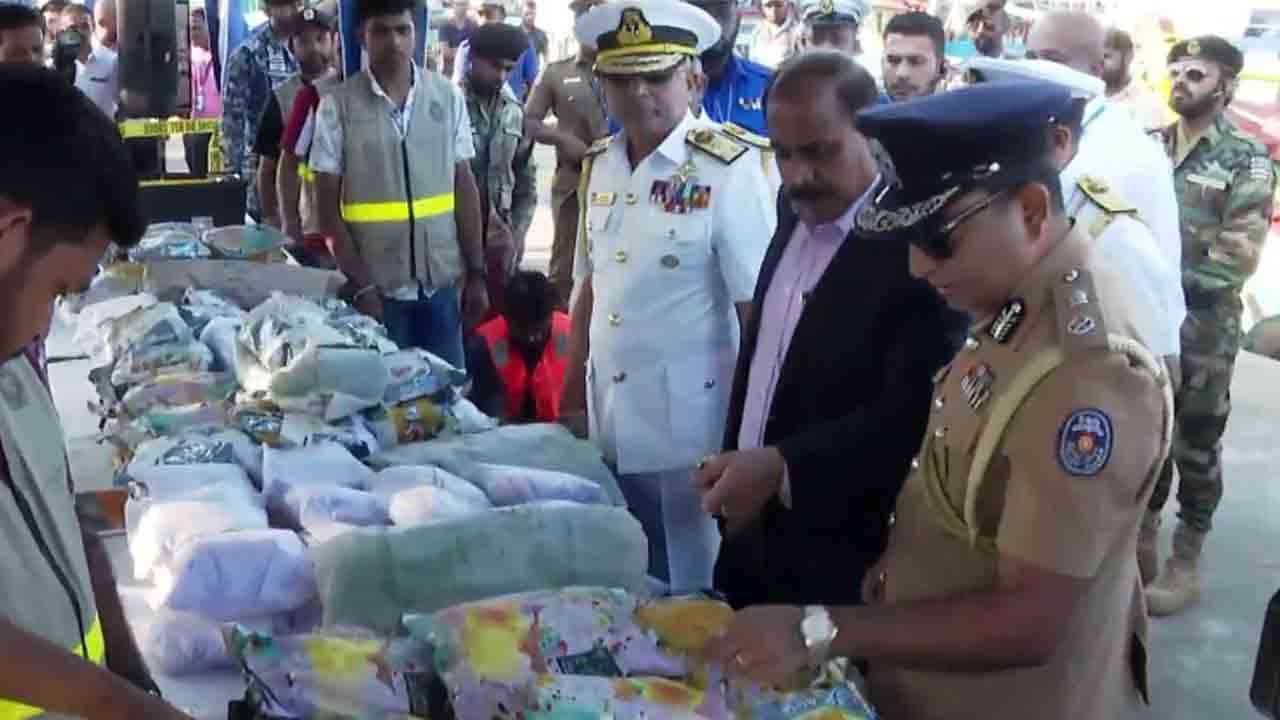  மீட்கப்பட்ட பலநாள் மீன்பிடி படகில் ​​ஹெரோயின் இருந்தமை உறுதி