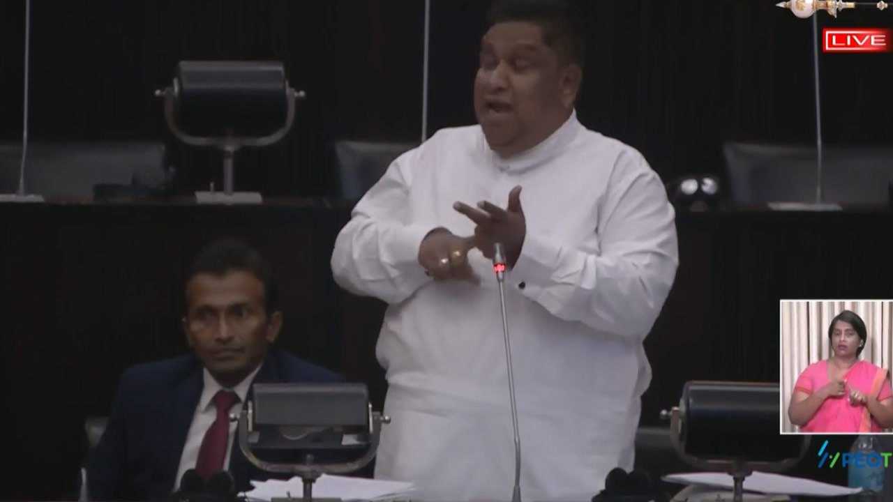 கொஞ்சம் சும்மா இருங்க ஐயா!