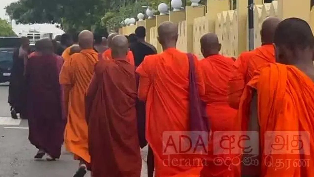 பௌத்த தேரர்களின் நடை பேரணி ஐந்தாவது நாளாக இன்றும் 