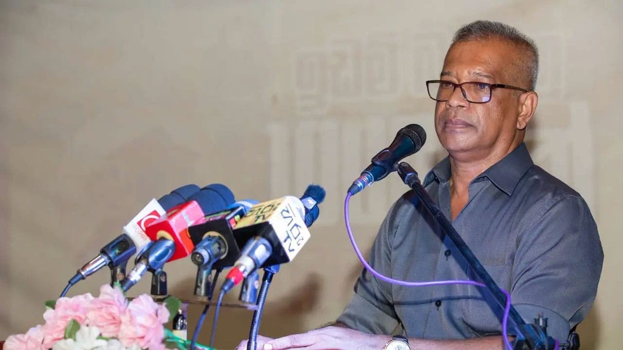 நடைபயணமாக வந்த தேரர்களின் கோரிக்கையை நிறைவேற்ற முடியாது 