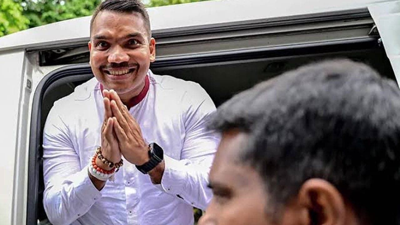 நாமல் ராஜபக்ஷ நீதிமன்றுக்கு