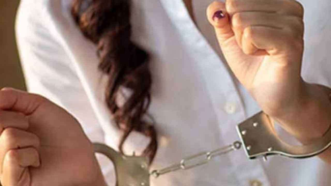 ஹெரோயினுடன் பெண் ஒருவர் கைது 