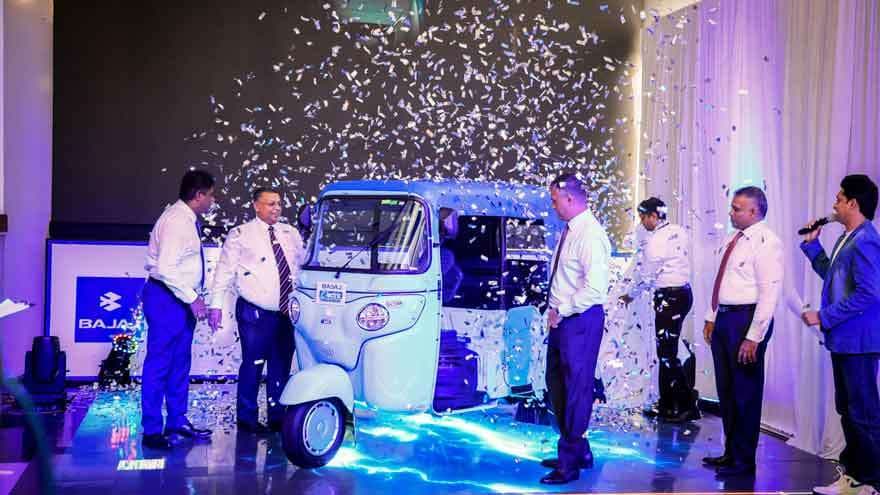 போக்குவரத்துத் தெரிவுகளில் புதிய பரிணாமத்தை ஏற்படுத்தும் வகையில் DPMC இனால் பஜாஜ் மின்சார முச்சக்கர வண்டி இலங்கையில் அறிமுகம்