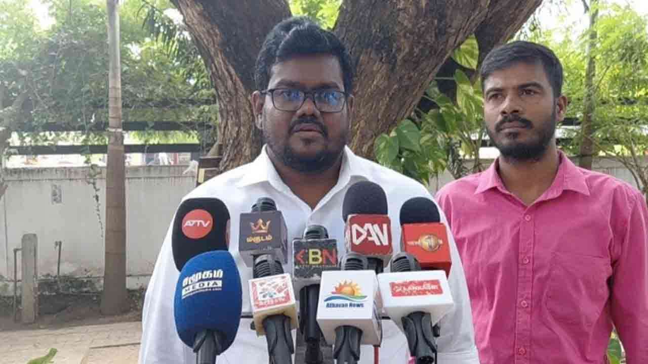 தமிழரசுக் கட்சி இன்று பதவியாசைக்காகவும் கதிரைப் போட்டிக்காகவுமே இயங்குகிறது