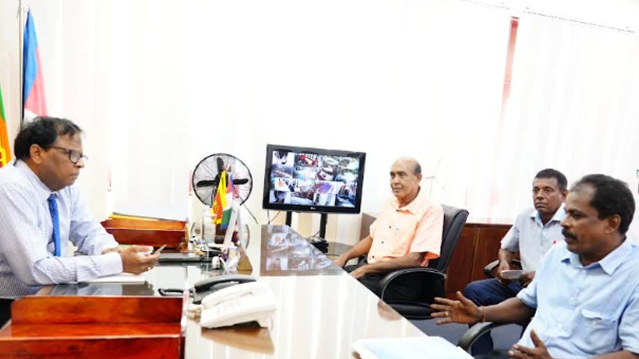 வடக்கு ஆளுநருக்கும், இலங்கை தமிழர் ஆசிரியர் சங்கத்துக்கும் இடையே கலந்துரையாடல்