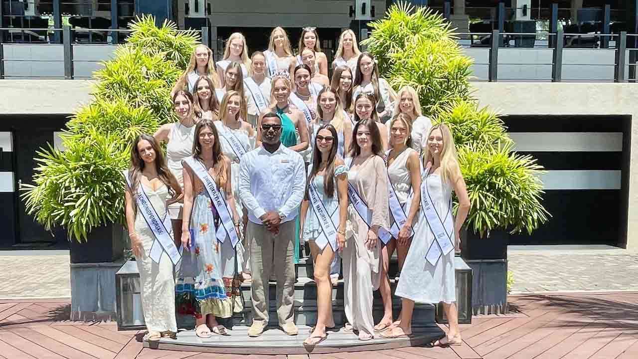 இலங்கையின் கிழக்குக் கடற்கரையில் பிரத்தியேக புகைப்படப் பிடிப்பிற்காக மிஸ். போல்ஸ்கி 2026 இறுதிப்போட்டியாளர்களை வரவேற்ற Sun Siyam Pasikudah
