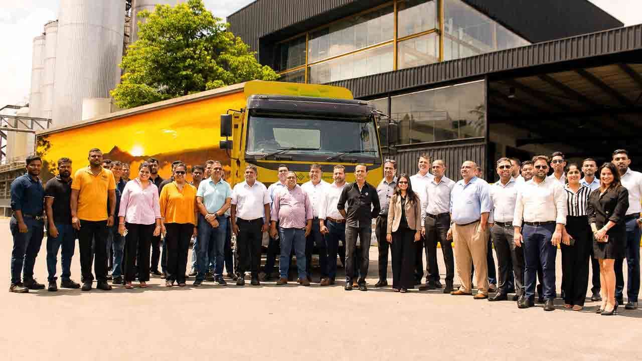 Ceyconnect மற்றும் Lion Brewery இணைந்து இலங்கையின் முதலாவது நீண்ட தூர மின்சார (EV) முதன்மை இயக்கி வாகனத்தை அறிமுகம் செய்தன