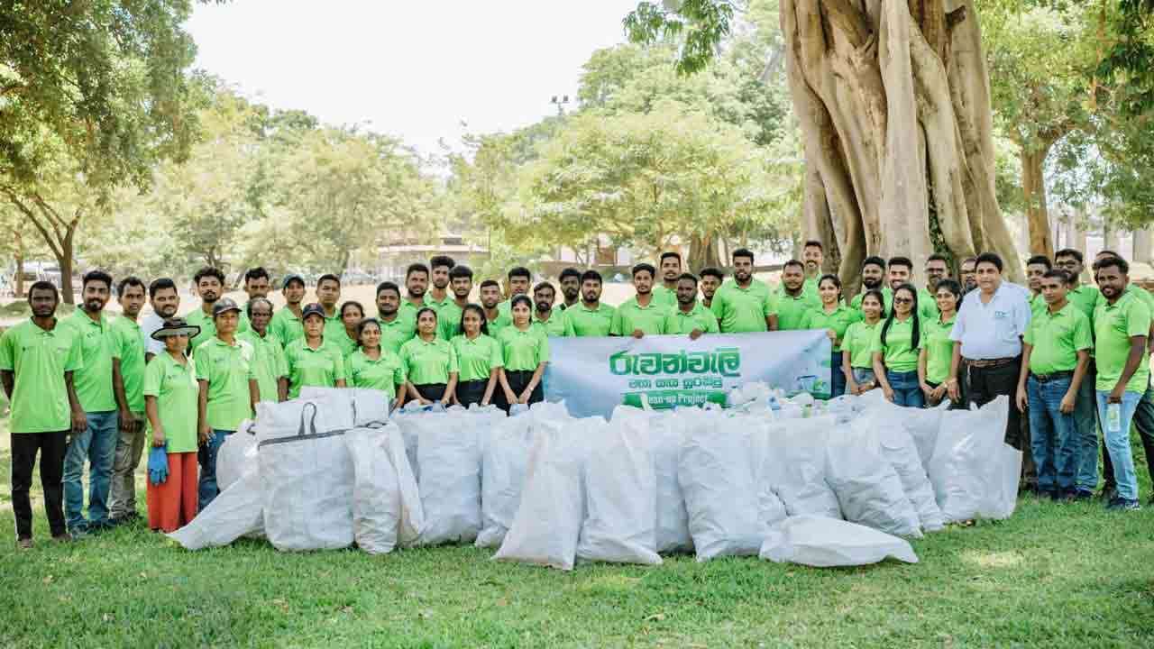 நிலைபேற்றியலின் மூலம் பாரம்பரியத்தைப் பாதுகாத்தல்: ருவன்வெலிசாய தூய்மைப்பணியை Eco Spindles மற்றும் Gunadamin Elephant House ஆகியன முன்னின்று நடத்துகின