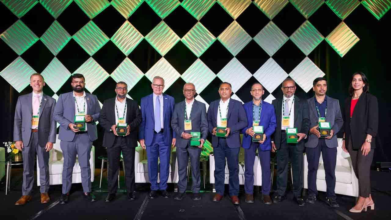 Soy Connext 2026 இல் இலங்கையின் கோழி இறைச்சி உற்பத்தியாளர்களுக்கு சர்வதேச நிலைபேறாண்மை முன்னோடிகளுக்கான கௌரவிப்பு
