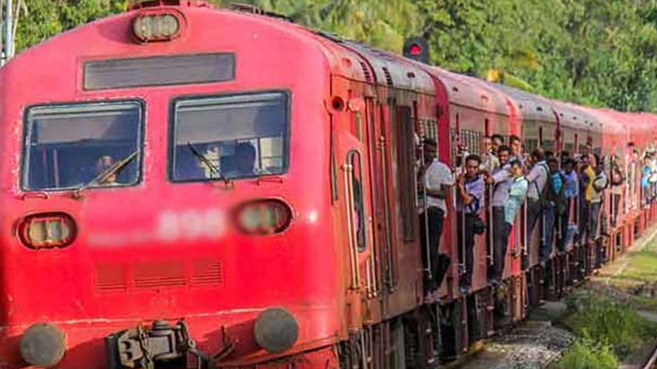பிரதான மார்க்கத்தில் ரயில் போக்குவரத்துக்கு பாதிப்பு