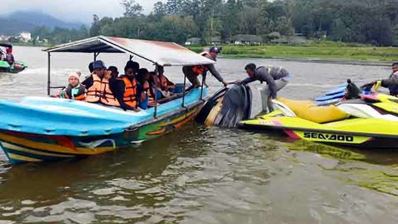 கிரகரி வாவியில் அனர்த்தம் - மயிரிழையில் உயிர்காத்த கடற்படை