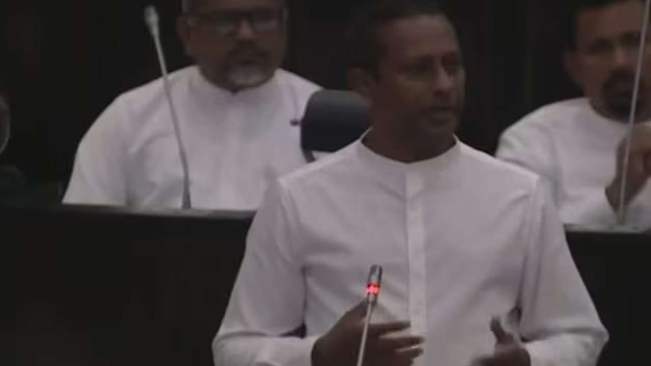 2022 - 2025 வரை சிகரெட் உற்பத்தி 32 சதவீதத்தால் வீழ்ச்சி