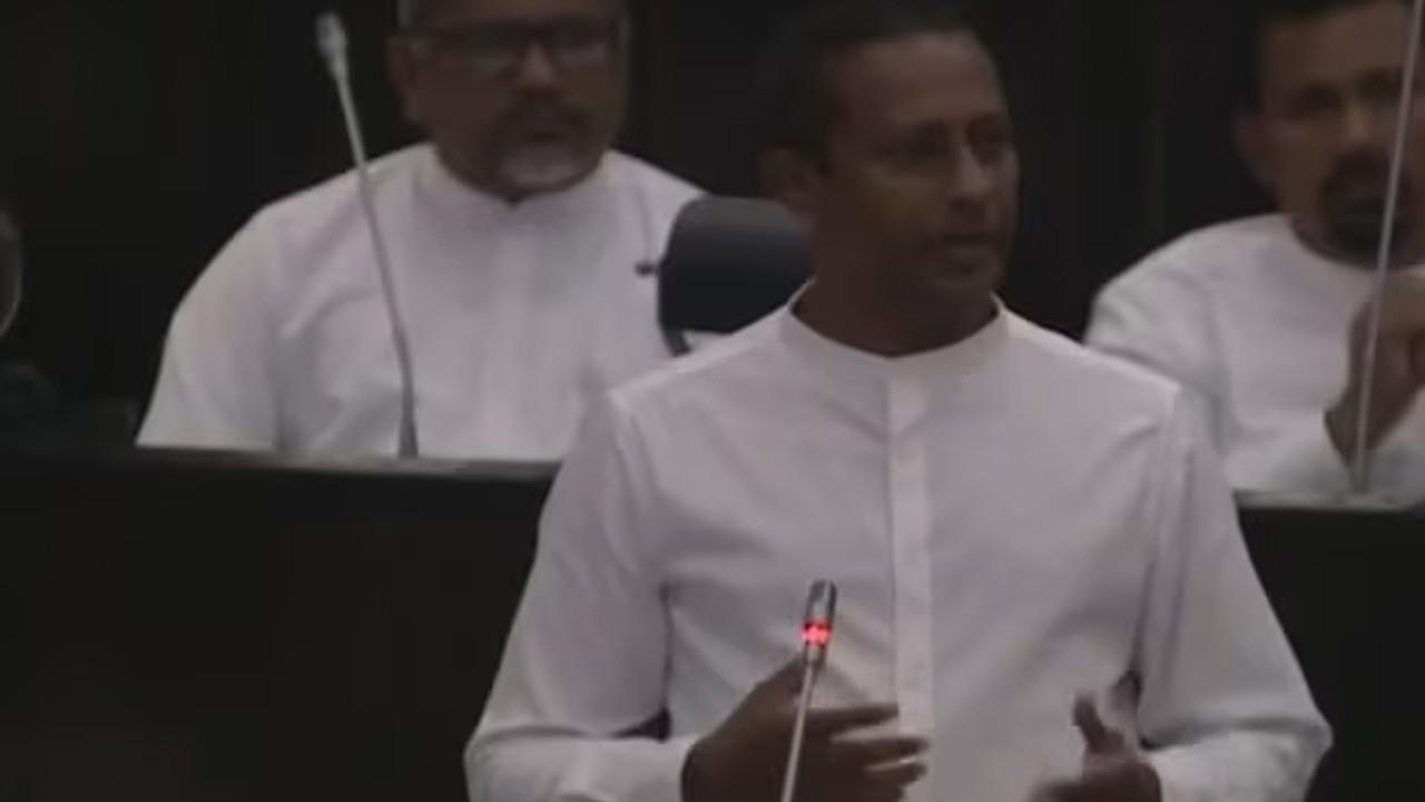 2022 - 2025 வரை சிகரெட் உற்பத்தி 32 சதவீதத்தால் வீழ்ச்சி