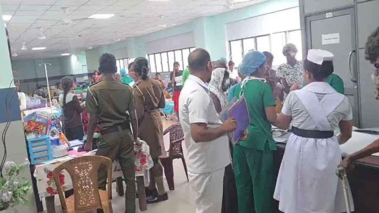 யாழில் ஆலய திருவிழாவில் கண்பாதிப்பிற்குள்ளான பலர் வைத்தியசாலையில்