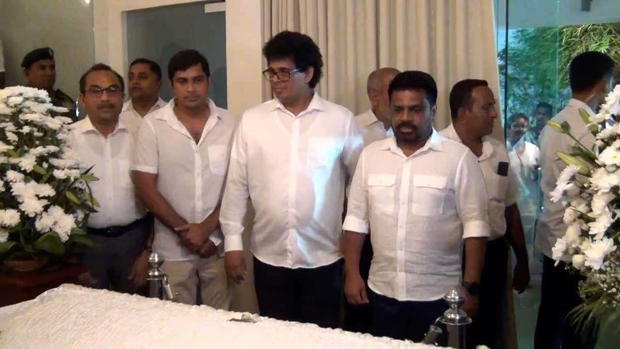 நந்தா மாலினியின் பூதவுடலுக்கு இறுதி அஞ்சலி செலுத்திய ஜனாதிபதி