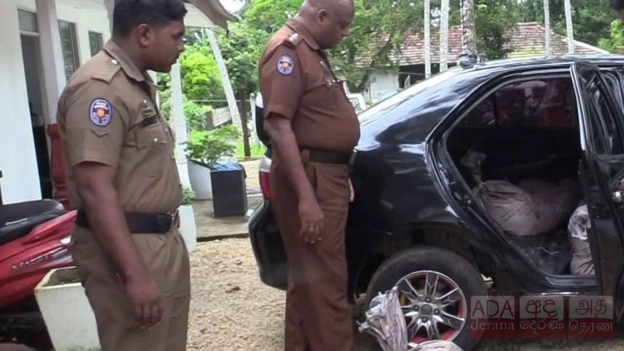 சட்டவிரோத மதுபான கடத்தல்காரரின் இரு உதவியாளர்கள் கைது