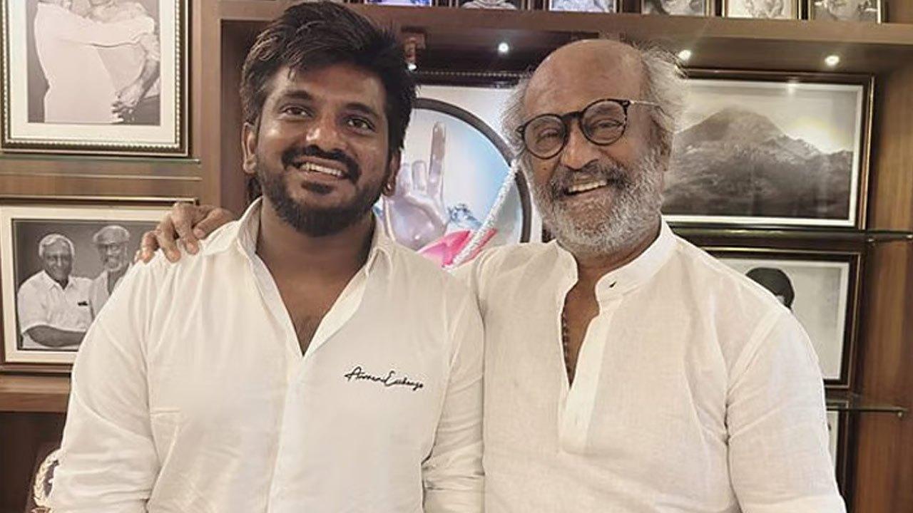 “என்னைப் பார்க்கும்போதெல்லாம் ரஜினி எழுந்து நிற்பார்”