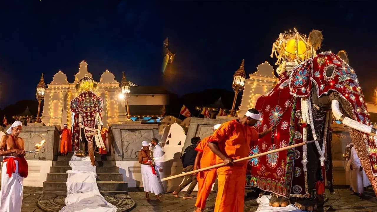இறுதி ரந்தோலி ஊர்வலம் ஆரம்பம்