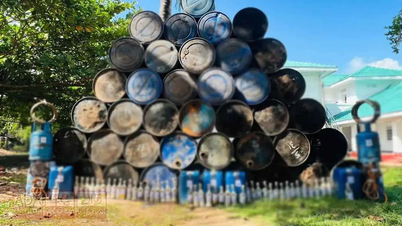 பாரிய சட்டவிரோத மதுபான உற்பத்தி நிலையம் முற்றுகை