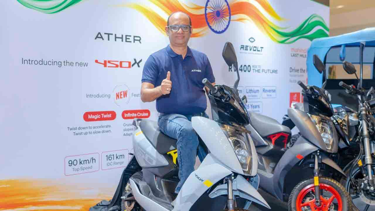 Ather Overtone தொடரை Evolution Auto நிறுவனம் இலங்கைச் சந்தையில் அறிமுகப்படுத்துகிறது Cruise Control, Magic Twist மற்றும் மூன்று புதிய வண்ணங்களுடன் அறி