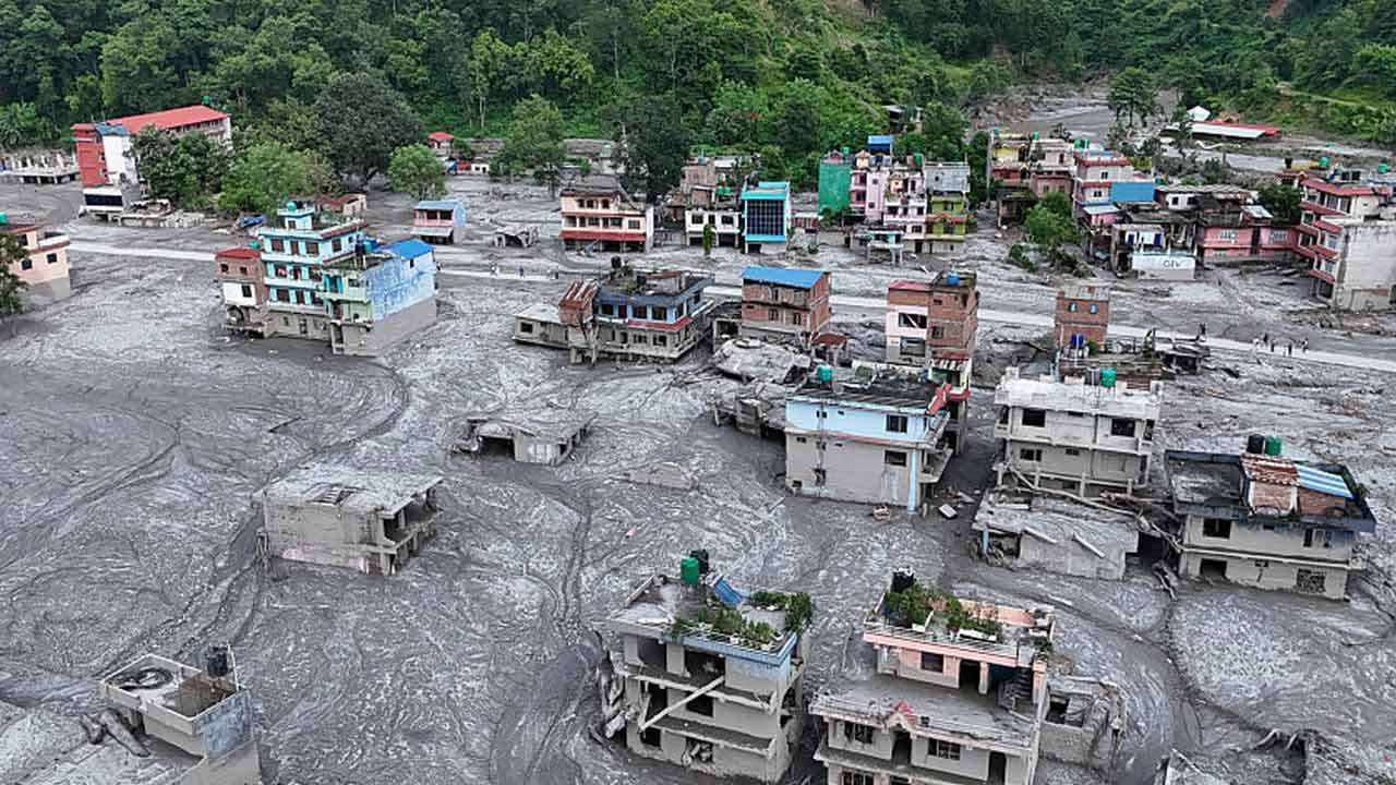 நேபாள வௌ்ளம் - 2.56 பில்லியன் டொலர் சொத்துகளுக்கு சேதம்
