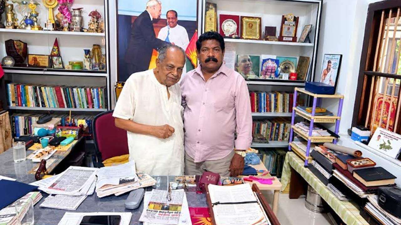 வீ. ஆனந்தசங்கரியை சந்தித்து நலம் விசாரித்த அமைச்சர்!