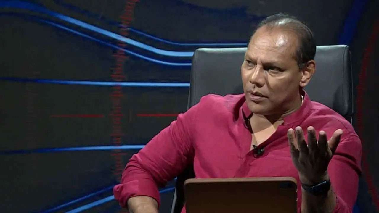 சபாநாயகர் உடனடியாக பதவி விலக வேண்டும்!
