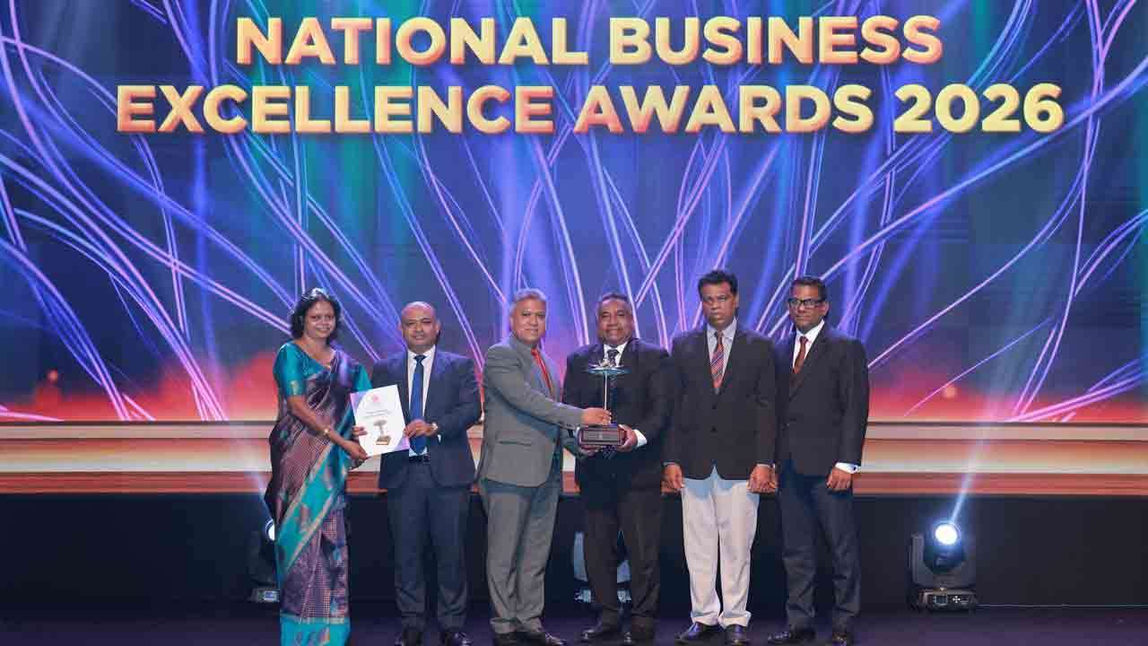 தேசிய வணிகச் சிறப்பு விருதுகளில் வங்கித் துறையில் இரண்டாம் இடத்தைப் பிடித்த SDB வங்கி