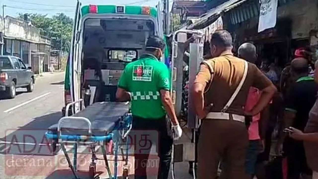 மூன்று வாகனங்கள் ஒன்றுடன் ஒன்று மோதி கோர விபத்து
