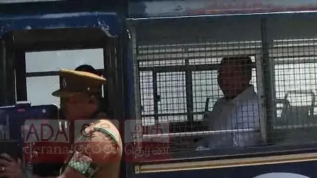 நாமல் கோட்டை நீதிமன்றத்திற்கு அழைத்து வரப்பட்டார்