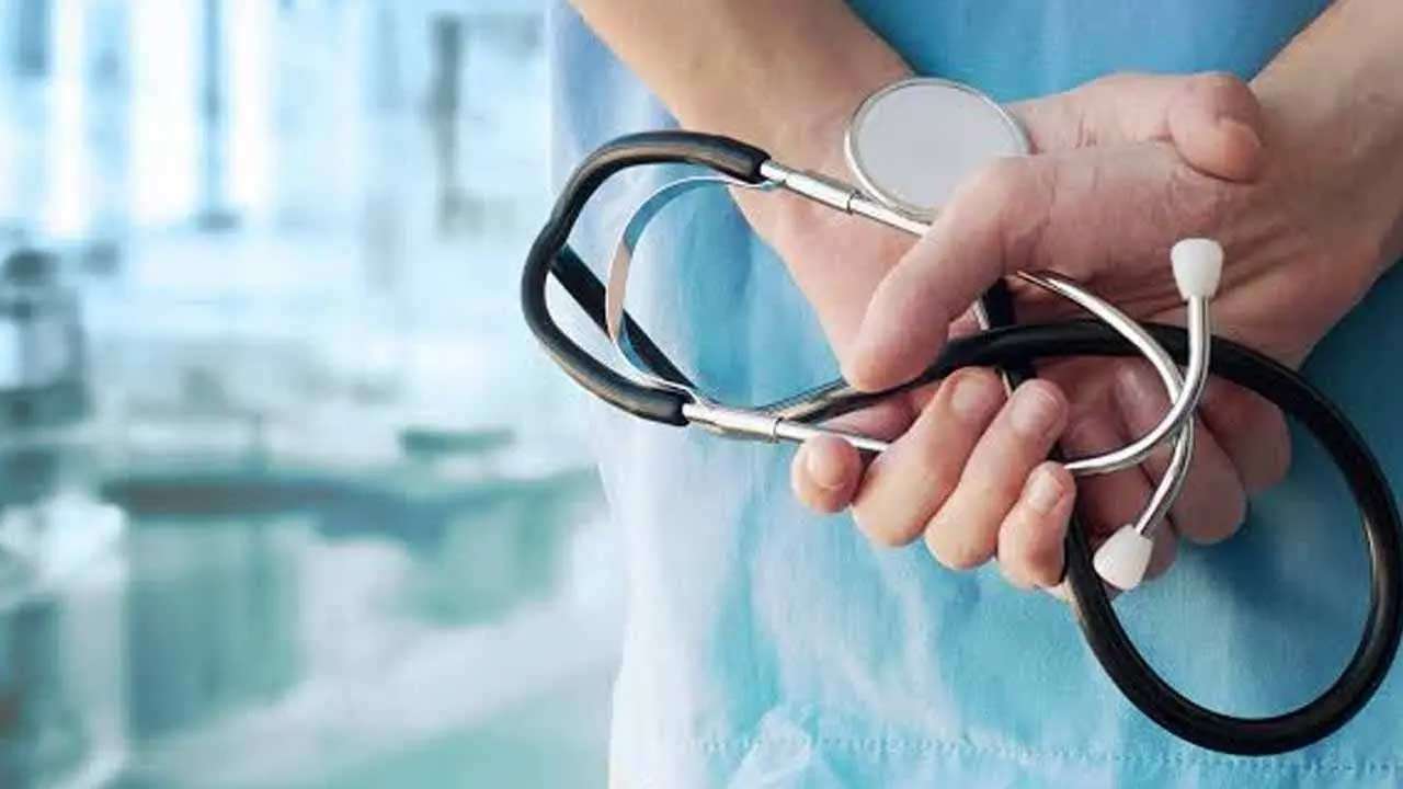 வட மாகாண சுகாதார சேவைக்கு புதிதாக 350 சுகாதார உதவியாளர்கள்