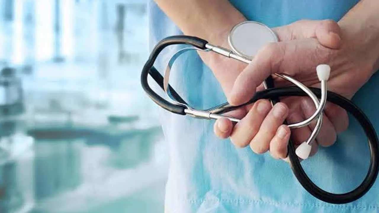 வட மாகாண சுகாதார சேவைக்கு புதிதாக 350 சுகாதார உதவியாளர்கள்