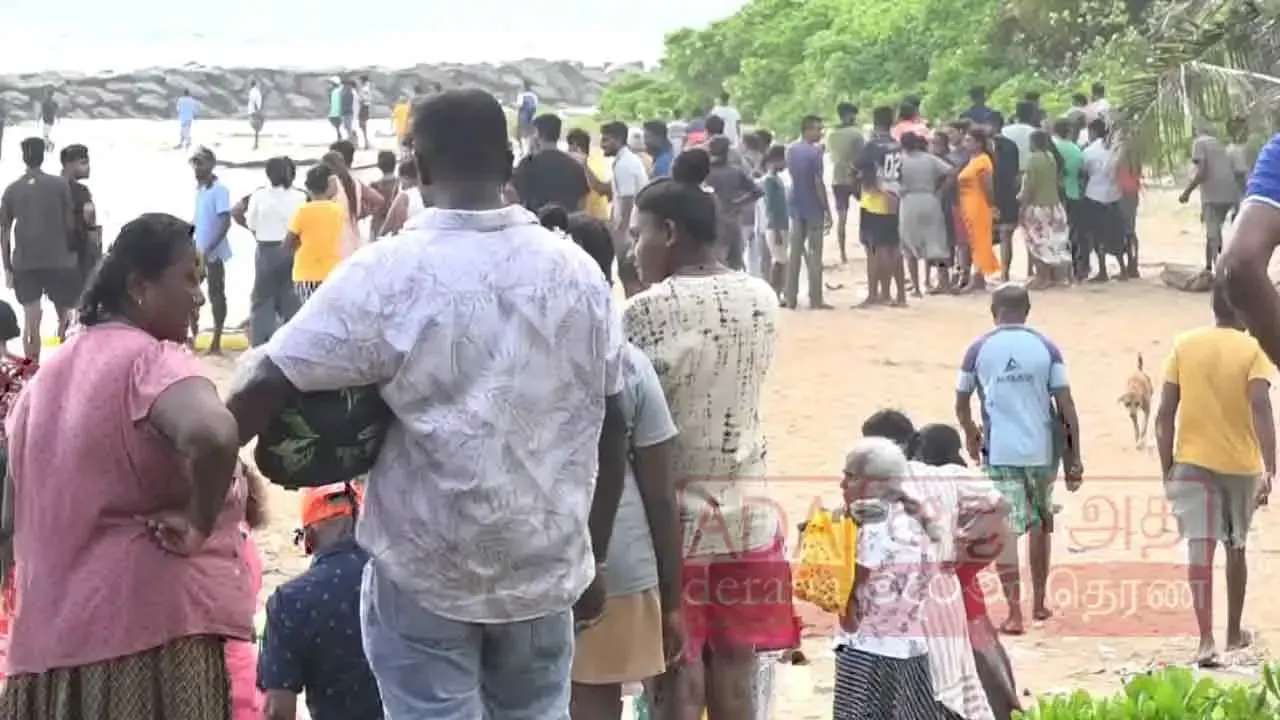 பயாகலவில் கடலில் மூழ்கி பாடசாலை மாணவன் மாயம்